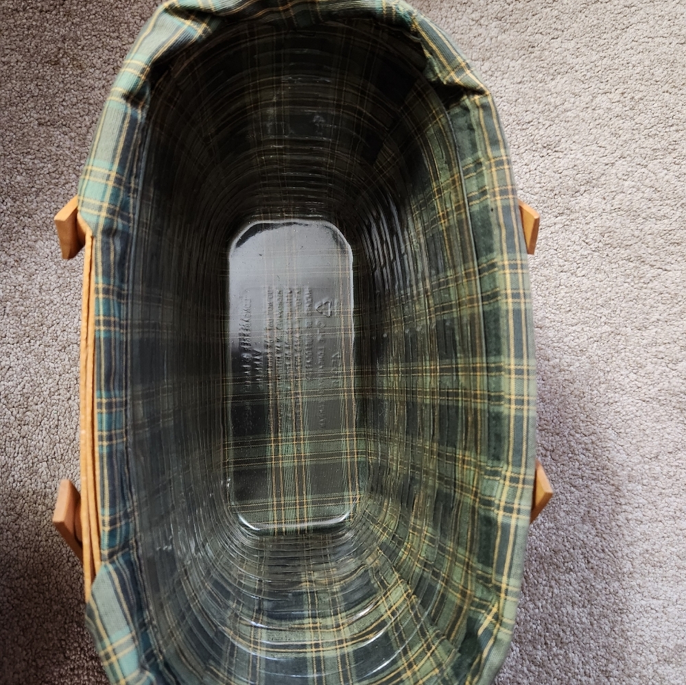 Longaberger Traditions Fellowship Basket with Green Plaid Lining And Protector - Picture 6 of 8